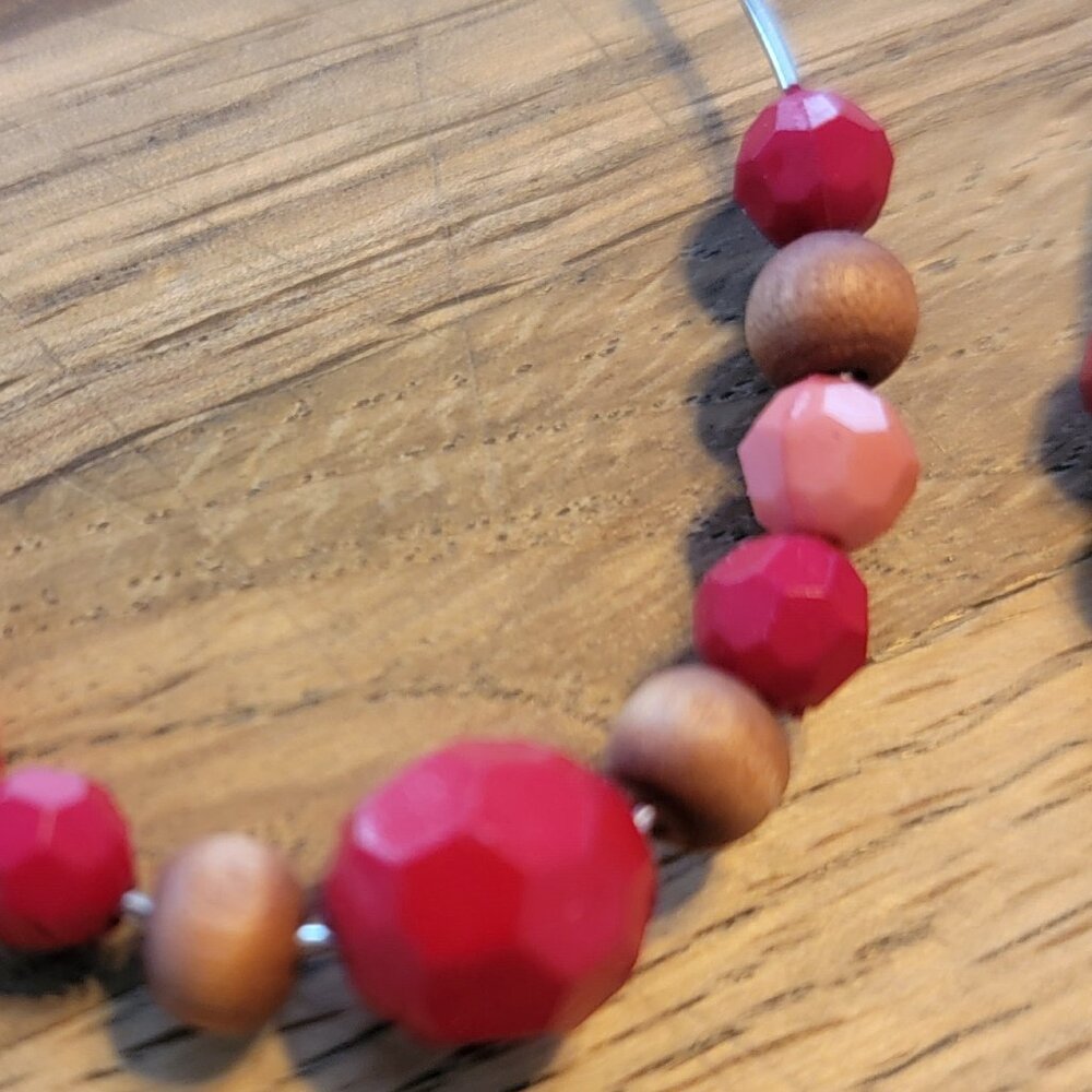Pink/Peach Faceted Bead Dangle Earrings - Picture 3 of 7